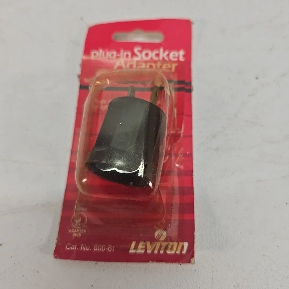 Leviton 61-B Brown Plug-In Light Socket Outlet Adapter Lampholder Plug 125V 600W